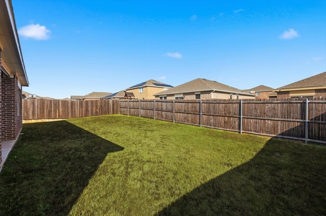 213 Frio River Road, Glenn Heights, TX 75154