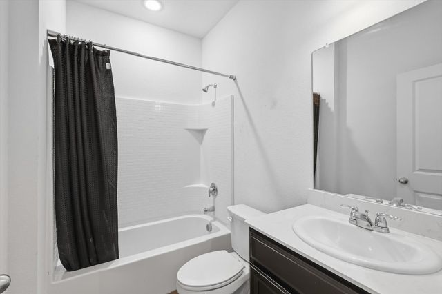 213 Frio River Road, Glenn Heights, TX 75154