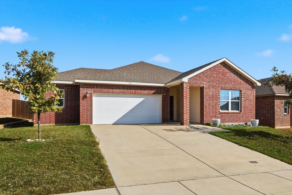 213 Frio River Road, Glenn Heights, TX 75154