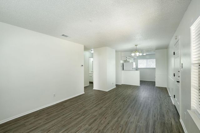 11410 Pollyanna Ave B, Austin, TX 78753