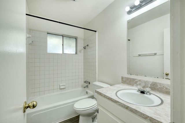 11410 Pollyanna Ave B, Austin, TX 78753