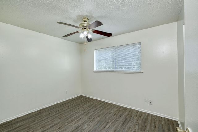 11410 Pollyanna Ave B, Austin, TX 78753