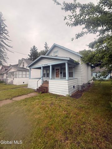 1741 Avenue H, Schenectady, NY 12304