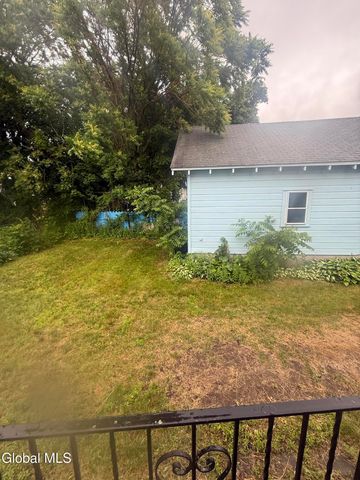 1741 Avenue H, Schenectady, NY 12304