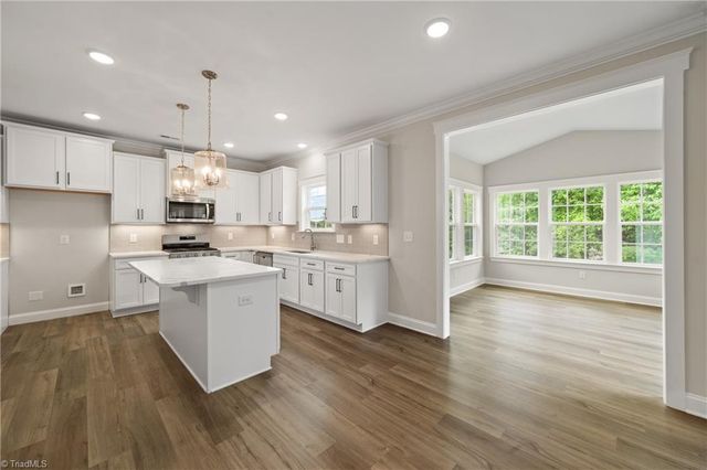 165 Red Maple Way, King, NC 27021