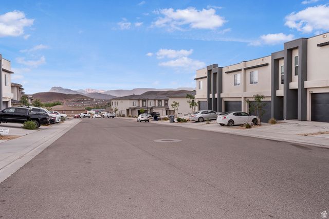329 S 1930 W, Hurricane, UT 84737