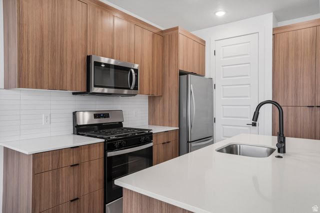 329 S 1930 W, Hurricane, UT 84737
