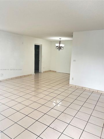 19480 SW 121st Ave, Miami, FL 33177