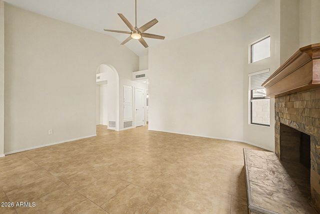 6951 W KIMBERLY Way, Glendale, AZ 85308