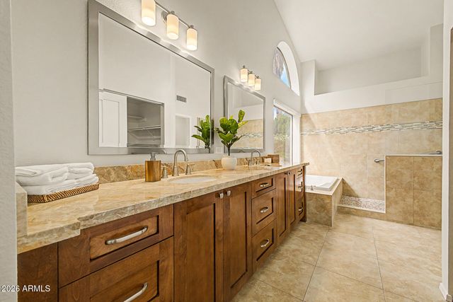 6951 W KIMBERLY Way, Glendale, AZ 85308