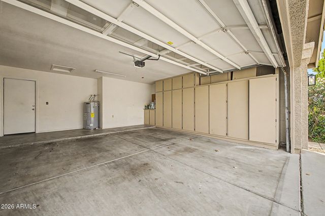 6951 W KIMBERLY Way, Glendale, AZ 85308