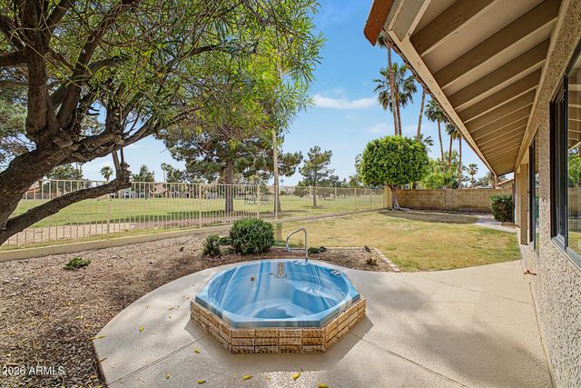 6951 W KIMBERLY Way, Glendale, AZ 85308