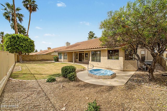 6951 W KIMBERLY Way, Glendale, AZ 85308