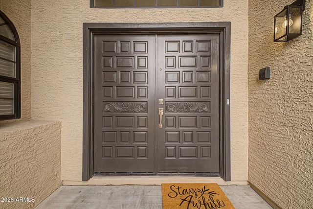 6951 W KIMBERLY Way, Glendale, AZ 85308