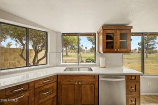 6951 W KIMBERLY Way, Glendale, AZ 85308