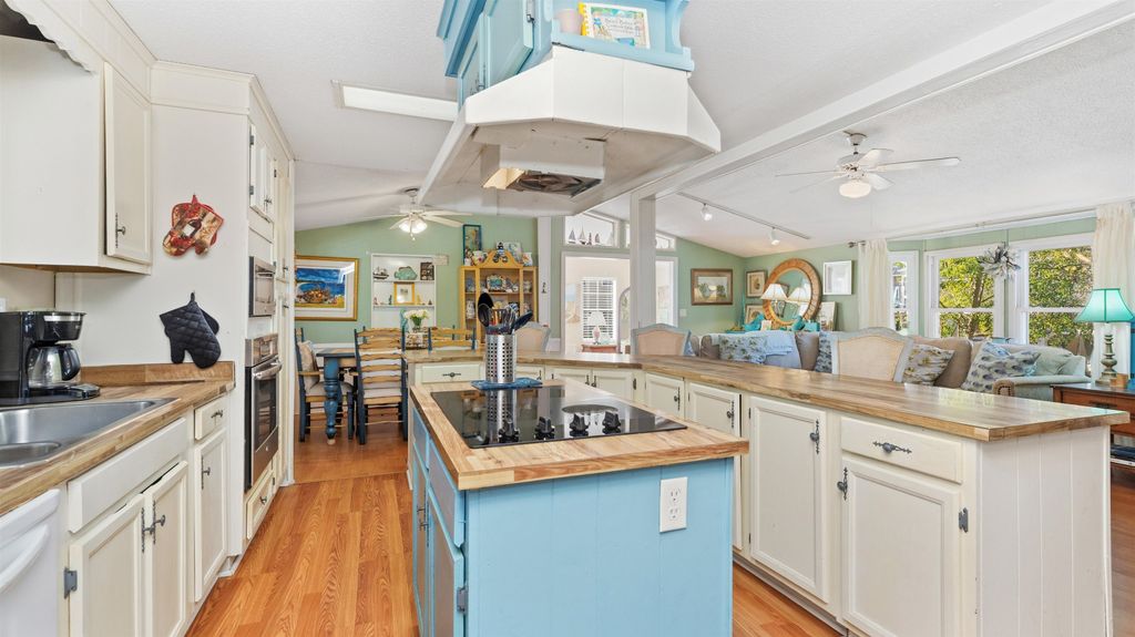 426 Sand Dollar Ct., Surfside Beach, SC 29575 — photo 4