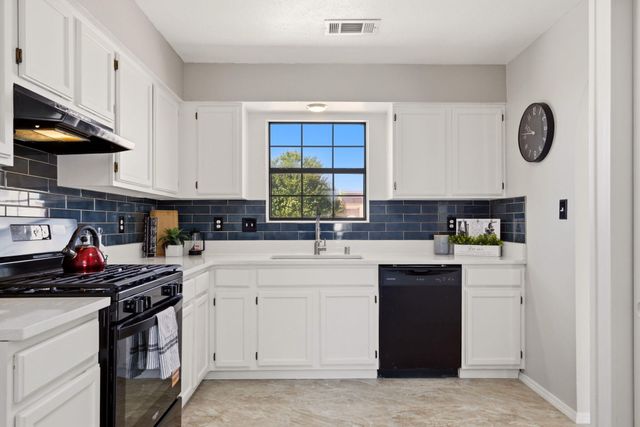 4735 Gypsum Drive NE, Rio Rancho, NM 87124
