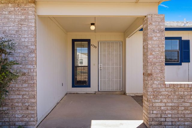 4735 Gypsum Drive NE, Rio Rancho, NM 87124