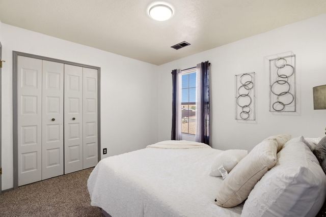 4735 Gypsum Drive NE, Rio Rancho, NM 87124