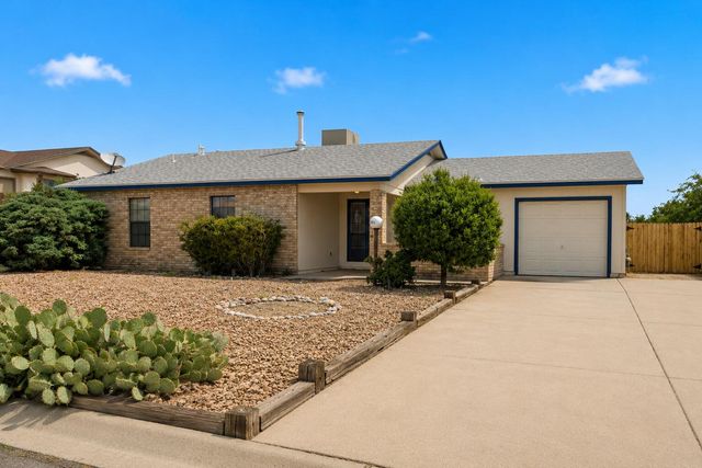 4735 Gypsum Drive NE, Rio Rancho, NM 87124