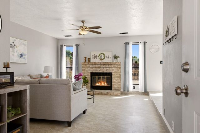 4735 Gypsum Drive NE, Rio Rancho, NM 87124