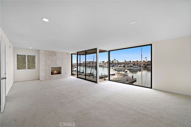 205 Via Lido Soud, Newport Beach, CA 92663