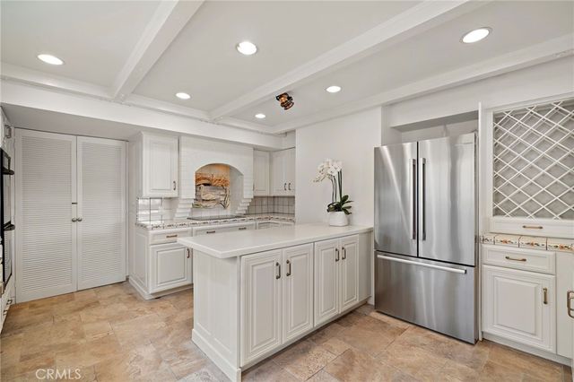 205 Via Lido Soud, Newport Beach, CA 92663