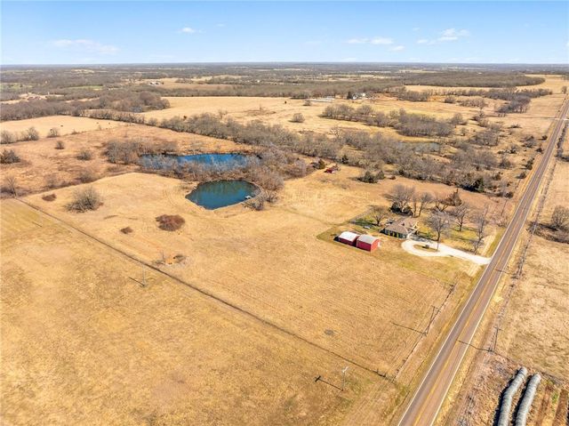 5302 State Route 18 Highway, Adrian, MO 64720