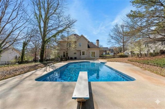 362 Golfcrest Drive SE, Conyers, GA 30094