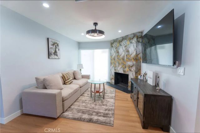 12329 Oxford, Hawthorne, CA 90250