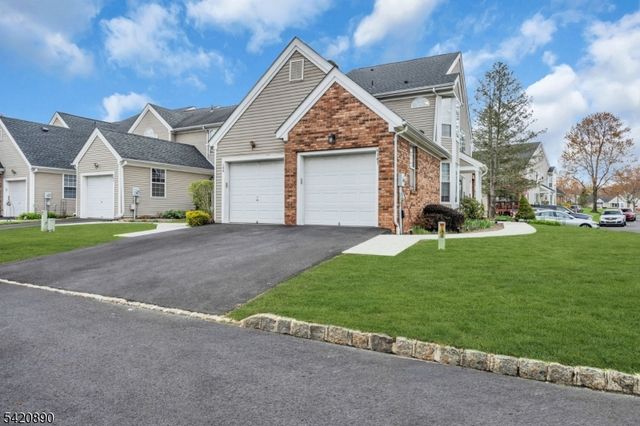 166 Aster Ct, Readington Twp., NJ 08889