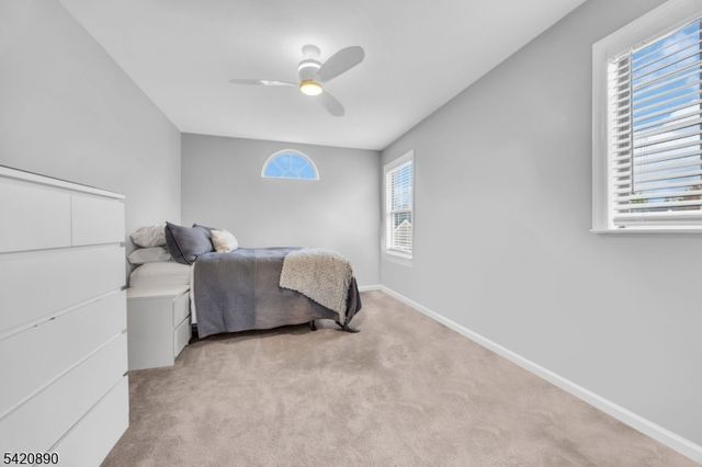 166 Aster Ct, Readington Twp., NJ 08889
