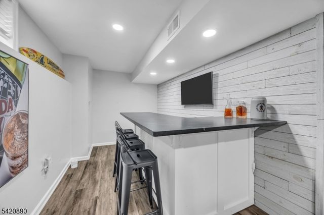 166 Aster Ct, Readington Twp., NJ 08889