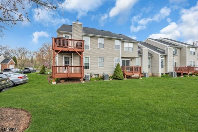 166 Aster Ct, Readington Twp., NJ 08889