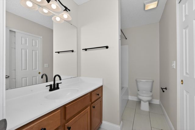 1557 Don Martin Drive, Fort Wright, KY 41011
