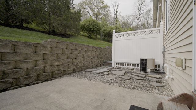 1557 Don Martin Drive, Fort Wright, KY 41011