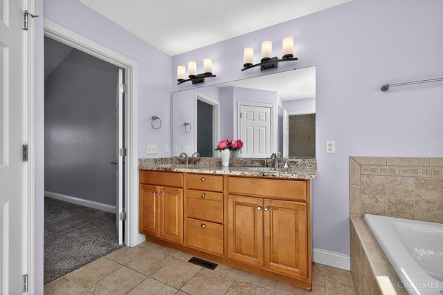 7824 Golden Meadow Drive, Deerfield Twp., OH 45040