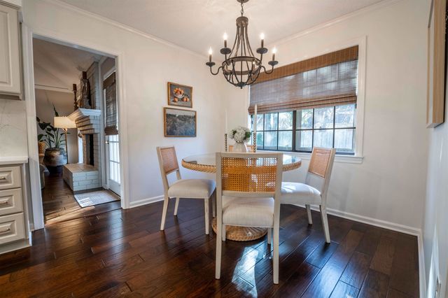 8027 FARMINGDALE RD, Germantown, TN 38138