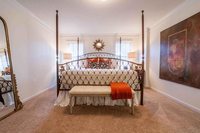 8027 FARMINGDALE RD, Germantown, TN 38138