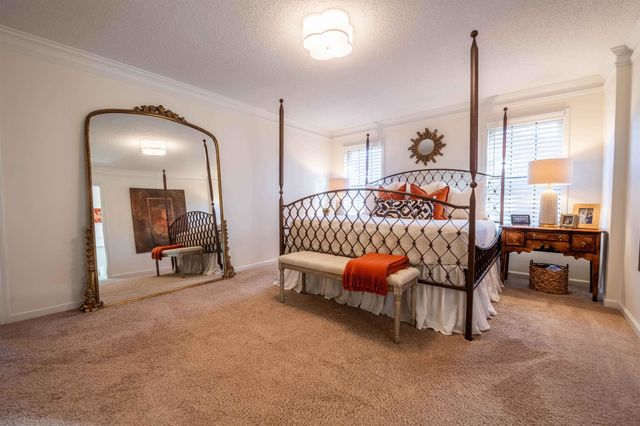 8027 FARMINGDALE RD, Germantown, TN 38138