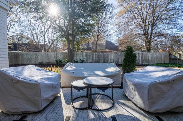 8027 FARMINGDALE RD, Germantown, TN 38138