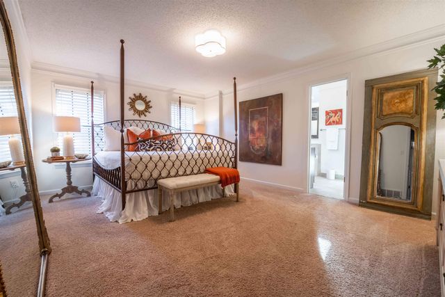 8027 FARMINGDALE RD, Germantown, TN 38138