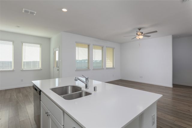 204 Post Oak Street, Azle, TX 76020