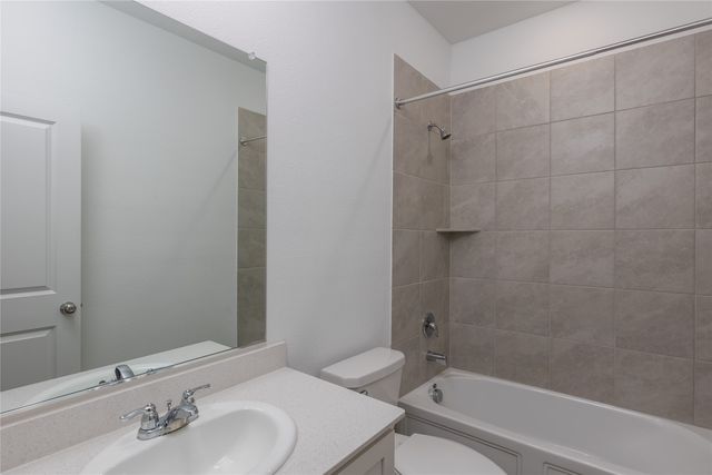 204 Post Oak Street, Azle, TX 76020