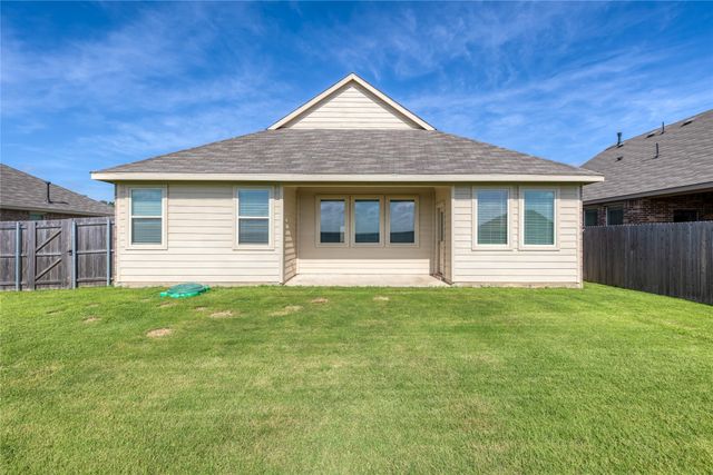 204 Post Oak Street, Azle, TX 76020