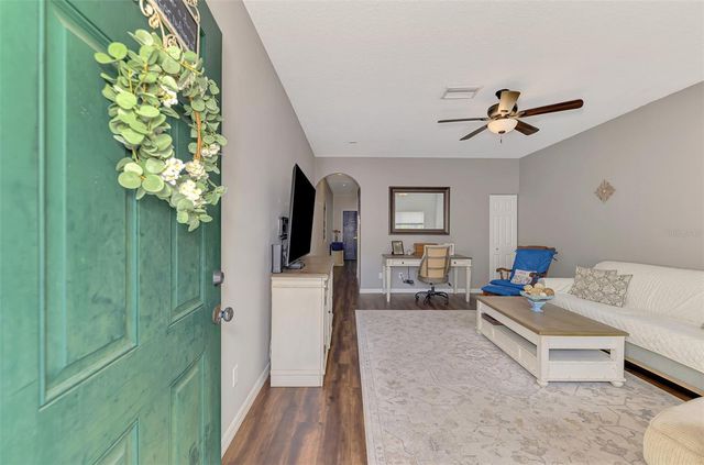 305 CAPE HARBOUR LOOP 104, Bradenton, FL 34212