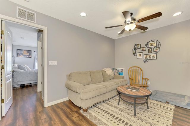 305 CAPE HARBOUR LOOP 104, Bradenton, FL 34212