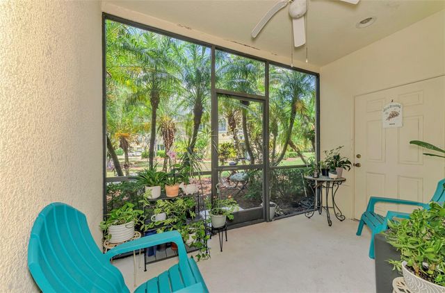 305 CAPE HARBOUR LOOP 104, Bradenton, FL 34212