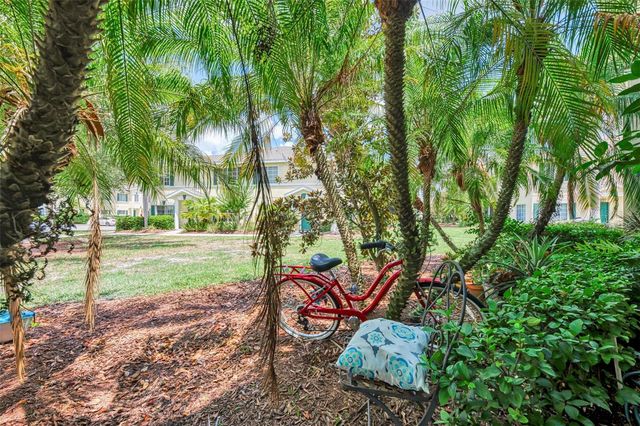 305 CAPE HARBOUR LOOP 104, Bradenton, FL 34212