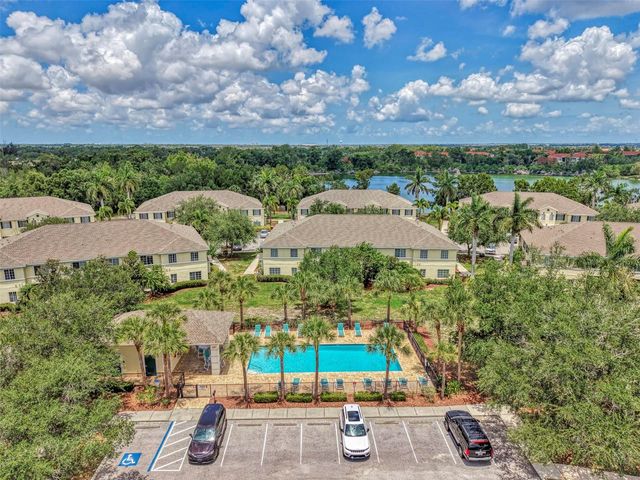 305 CAPE HARBOUR LOOP 104, Bradenton, FL 34212